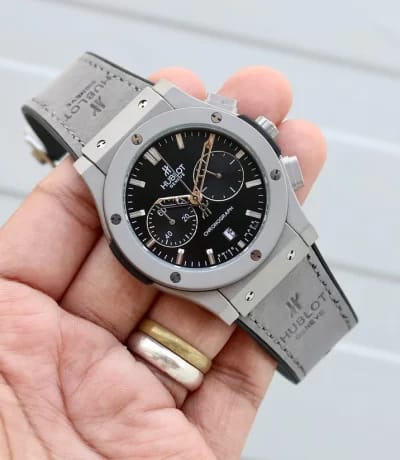 Hublot Classic Fusion Chronograph Titanium 45mm (Royal Blue)