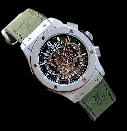 Hublot Classic Fusion Chronograph Titanium 45mm (Green)